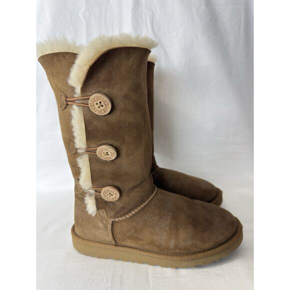 UGG Tall Women's Bailey Button Triplet Chestnut Brown Boots Size 5 - Picture 2 of 14